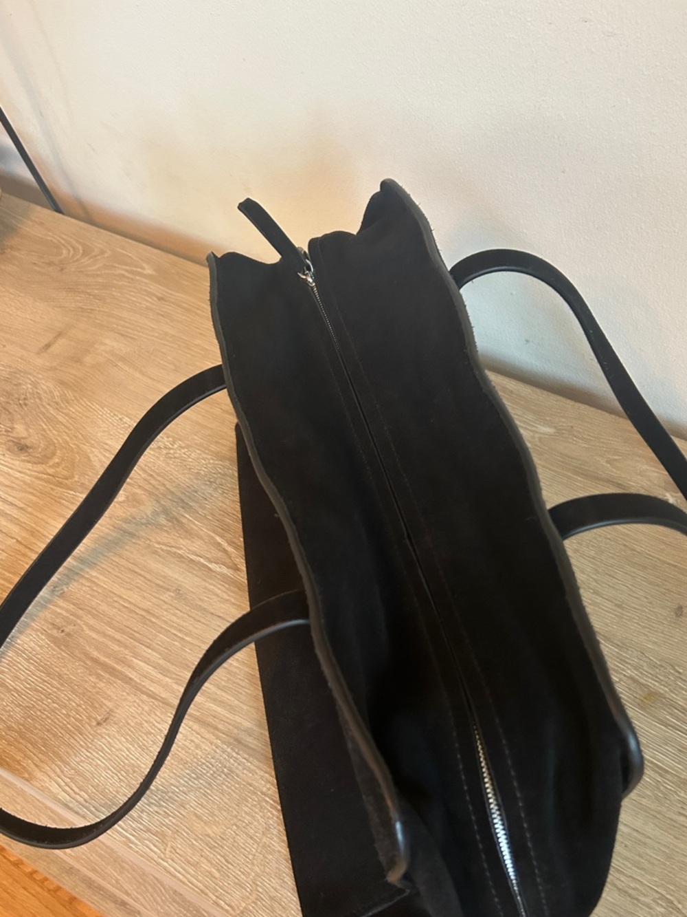 COS Black Suede Shoulder Bag - Classic Everyday Shoulder Bag - Picture 4 of 5